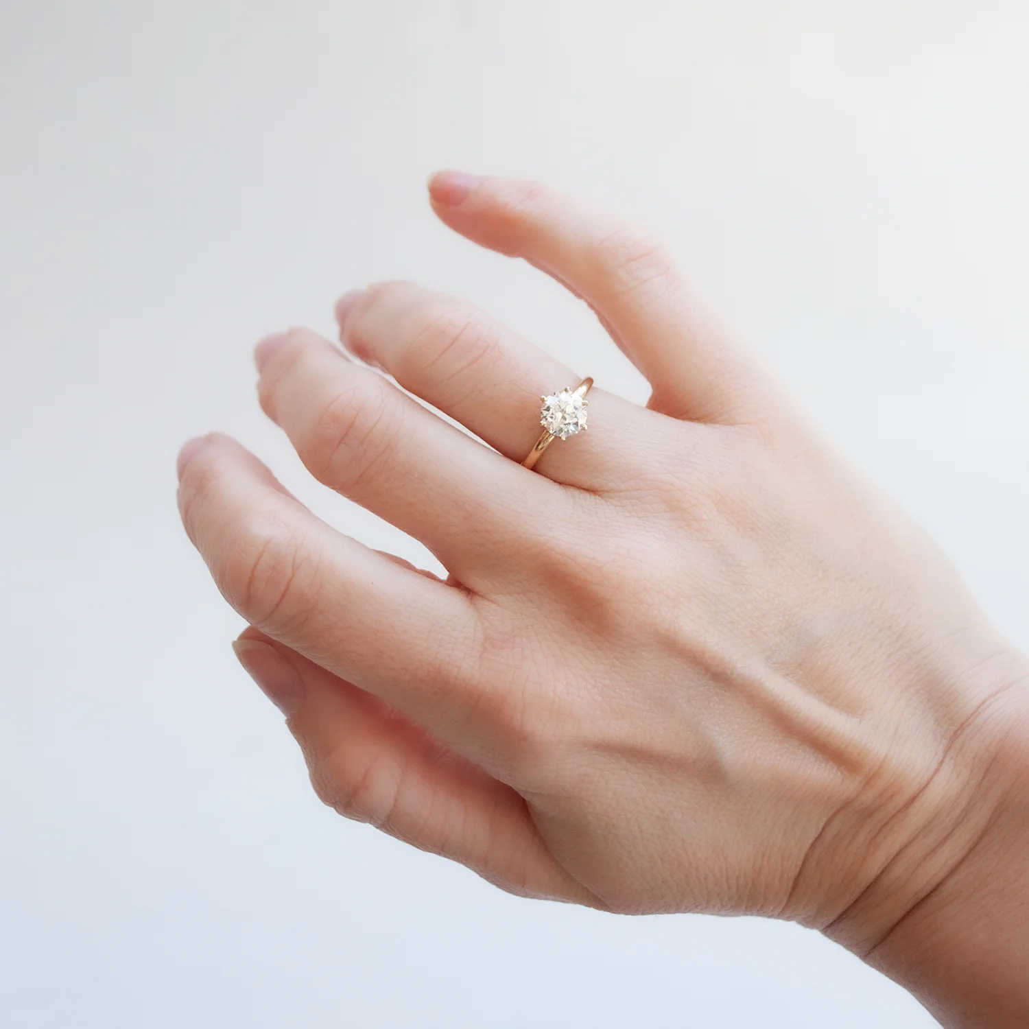 Antique Tiffany & Co Six Prong Solitaire Ring - Image 2