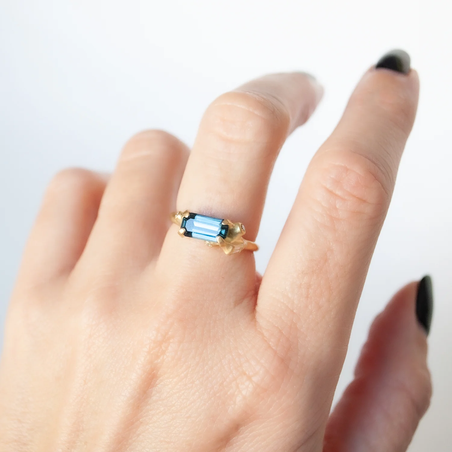 Blue Sapphire Cluster Ring - Image 2