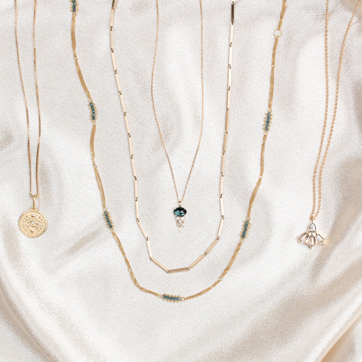 Light Bar Chain Necklace - Image 7