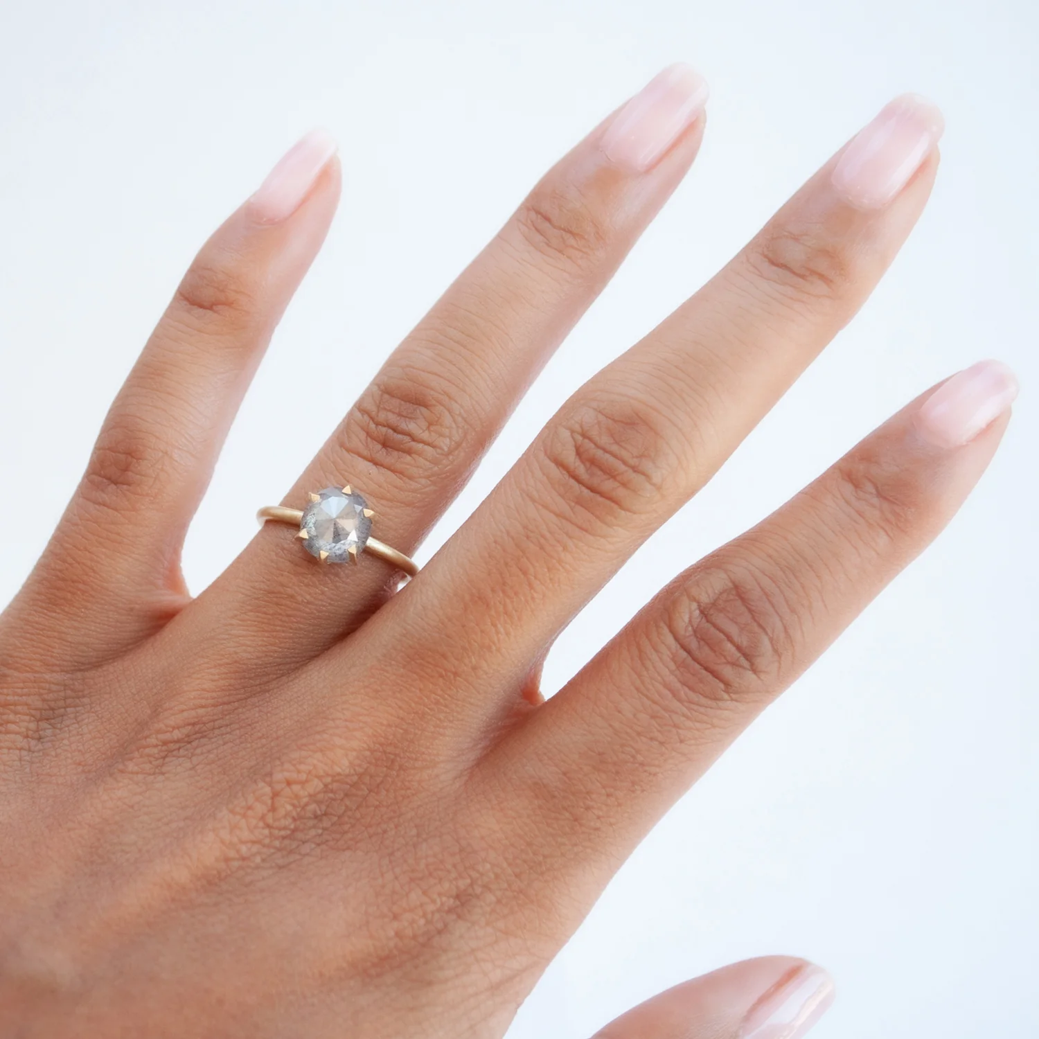 Glowing Gray Diamond Hera Solitaire - Image 2