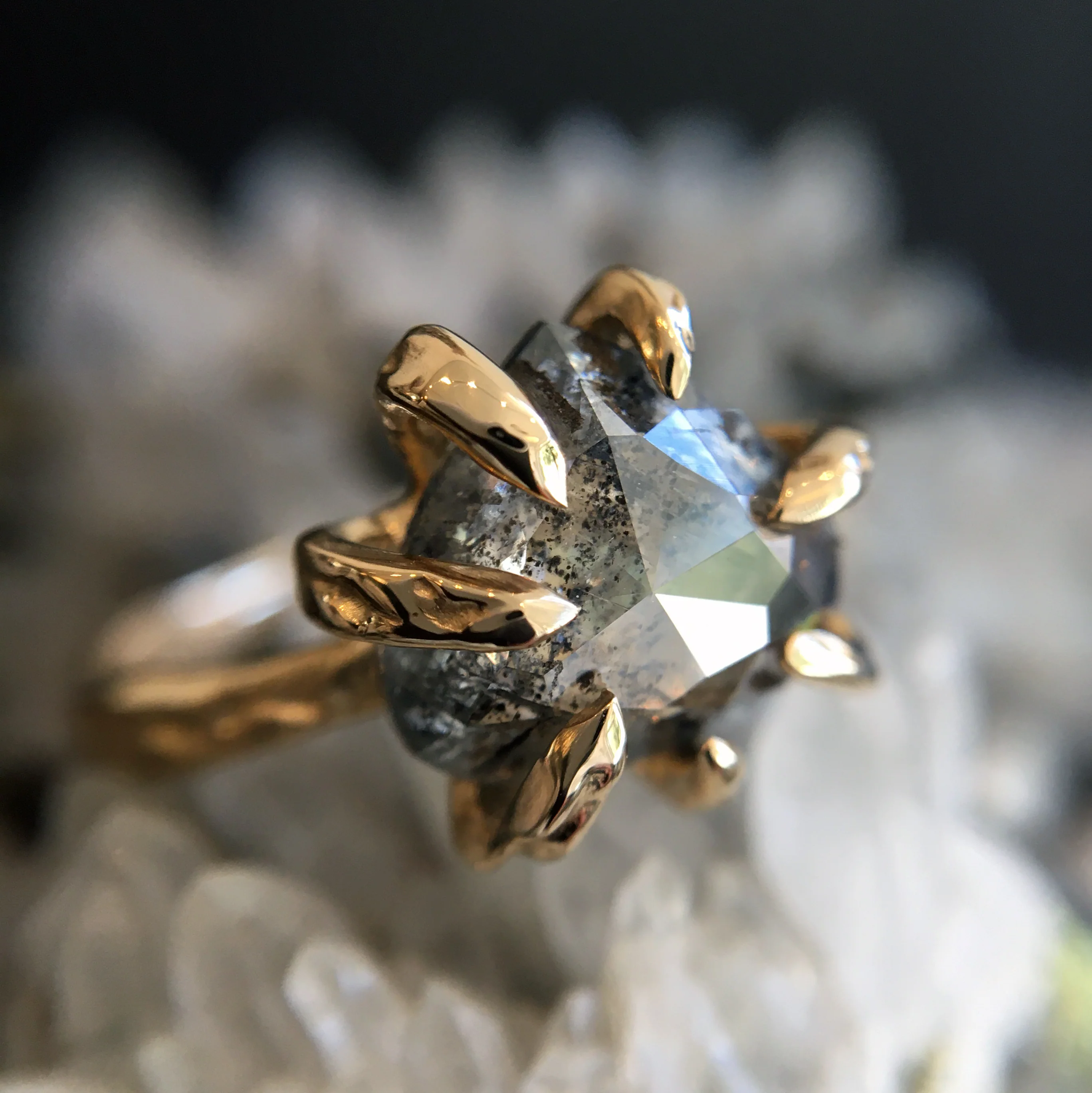 Hill Top Stingray Claw Solitaire Ring - Image 7