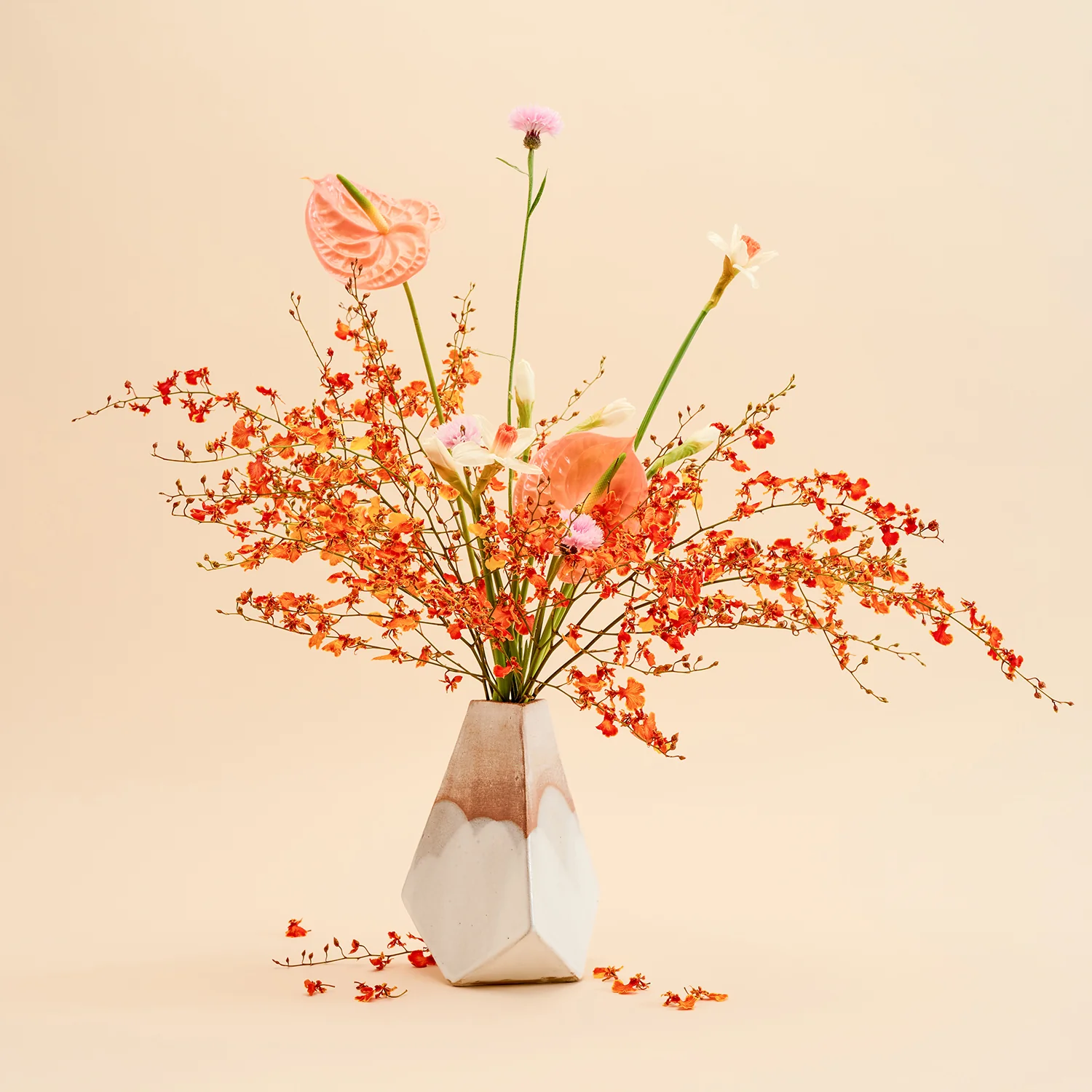 Small Mountain Vase - Image 2
