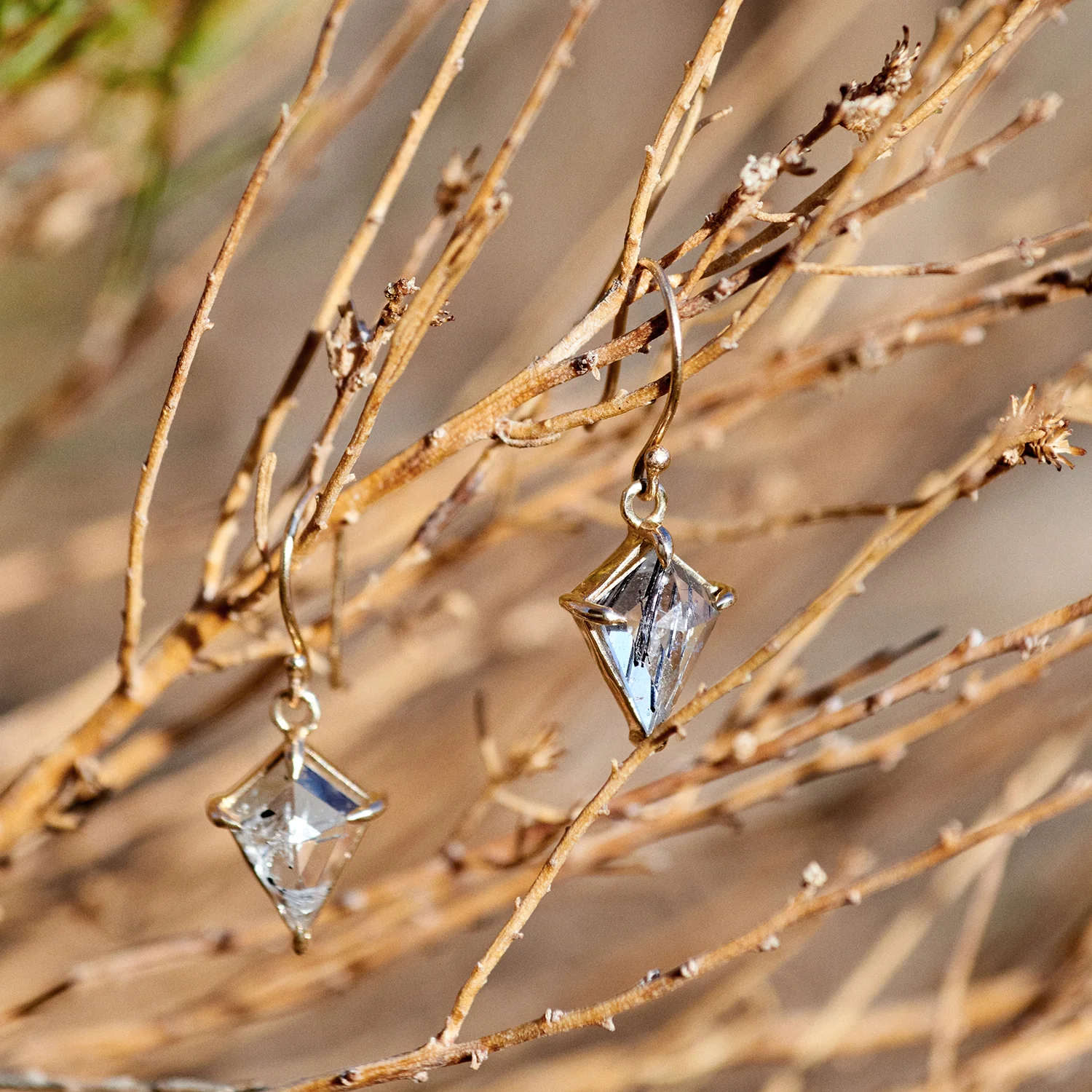 Large Quartz Kite Drop Earrings - Image 4