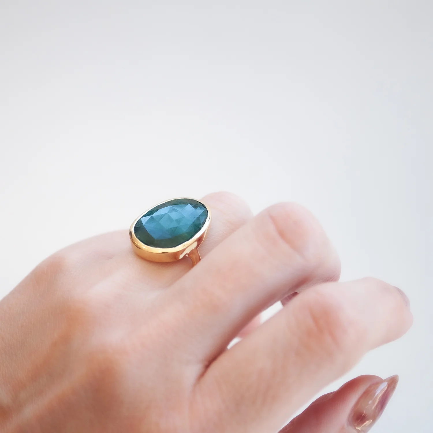 Crown Emerald Slice Ring - Image 2