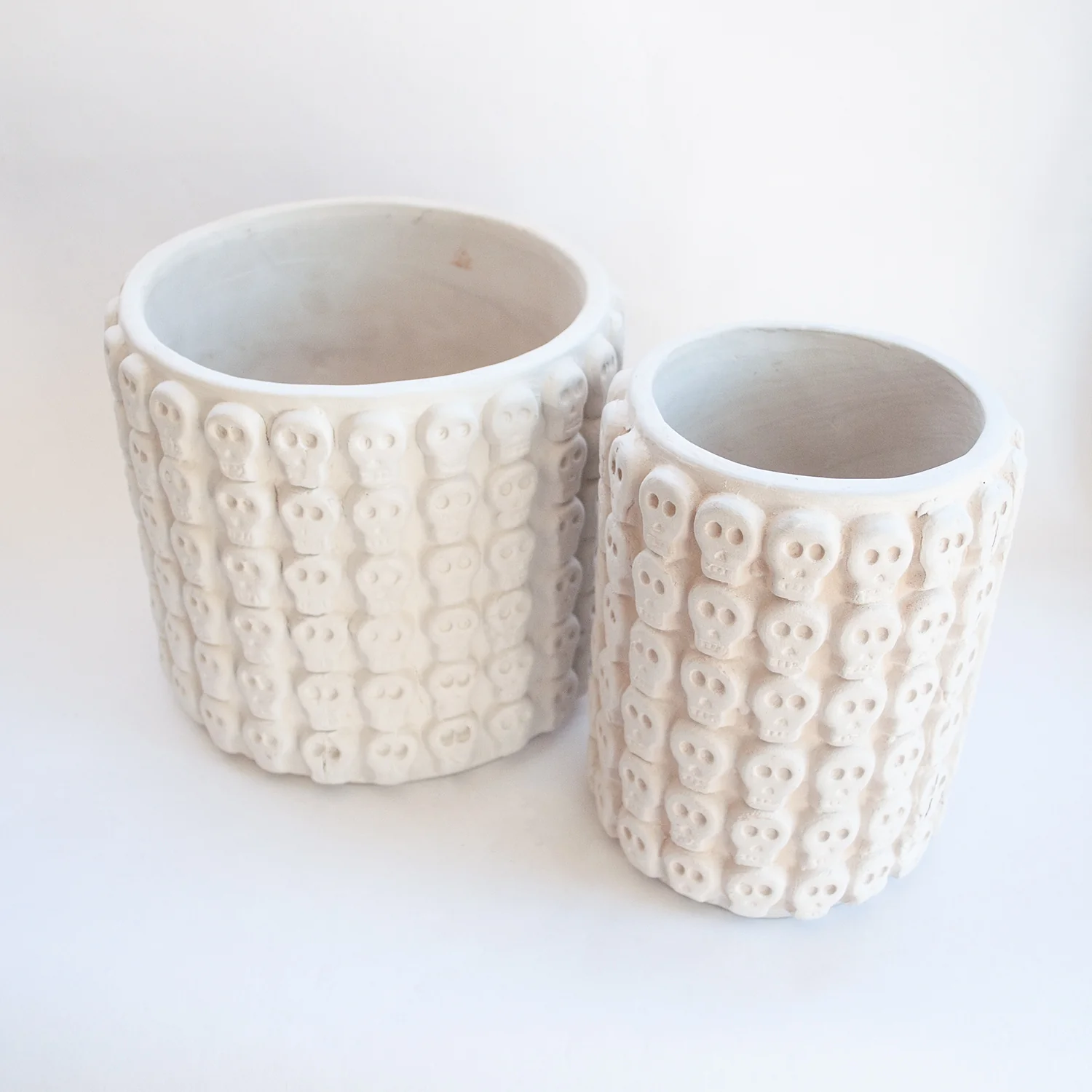 Pantli Skulls Medium Planter - Image 6