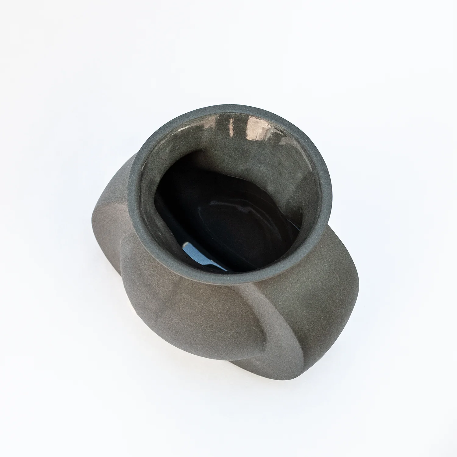 Rhea Vase - Image 6
