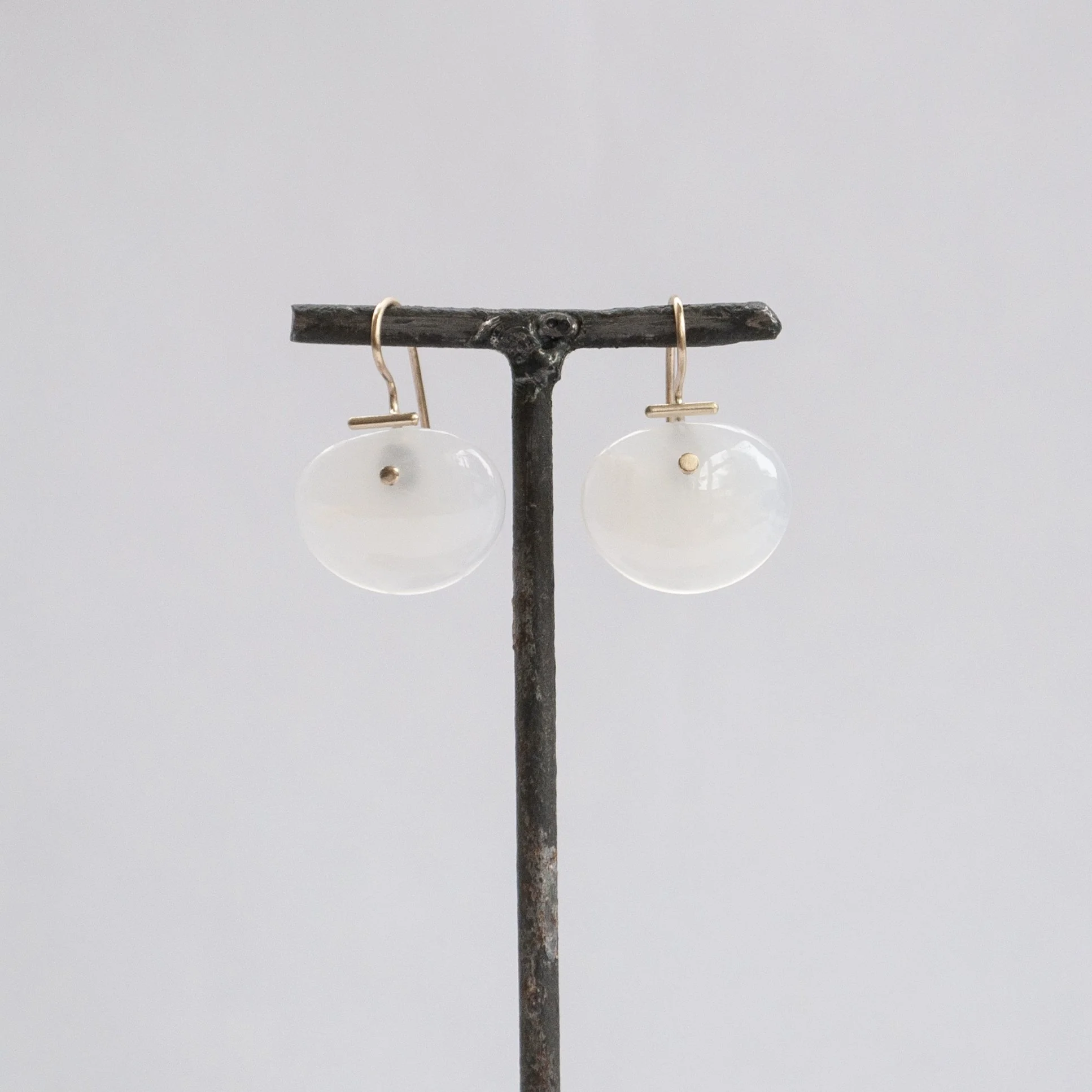 Medium Lingzhi Kiku White Agate Earrings