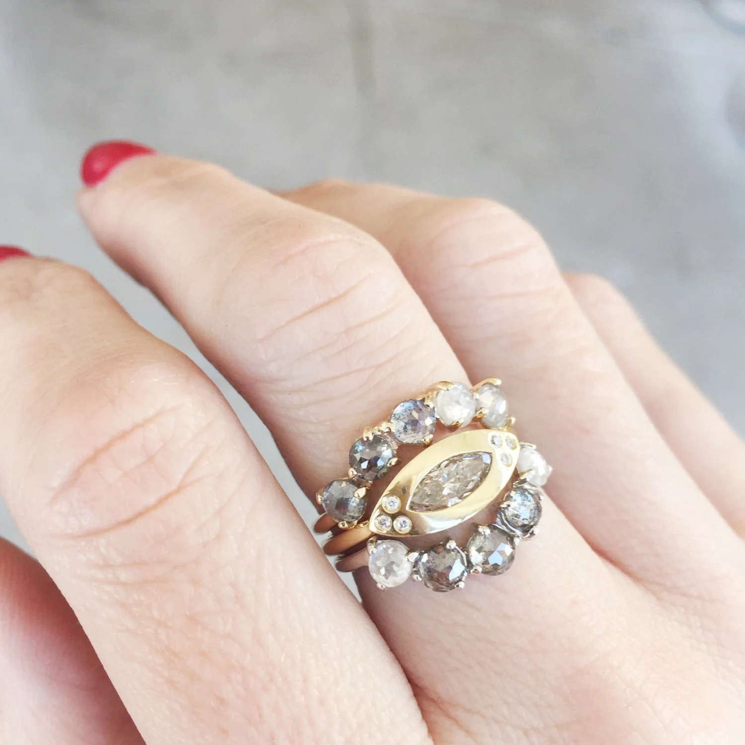 Indira Grey Ombre Ring - Image 3