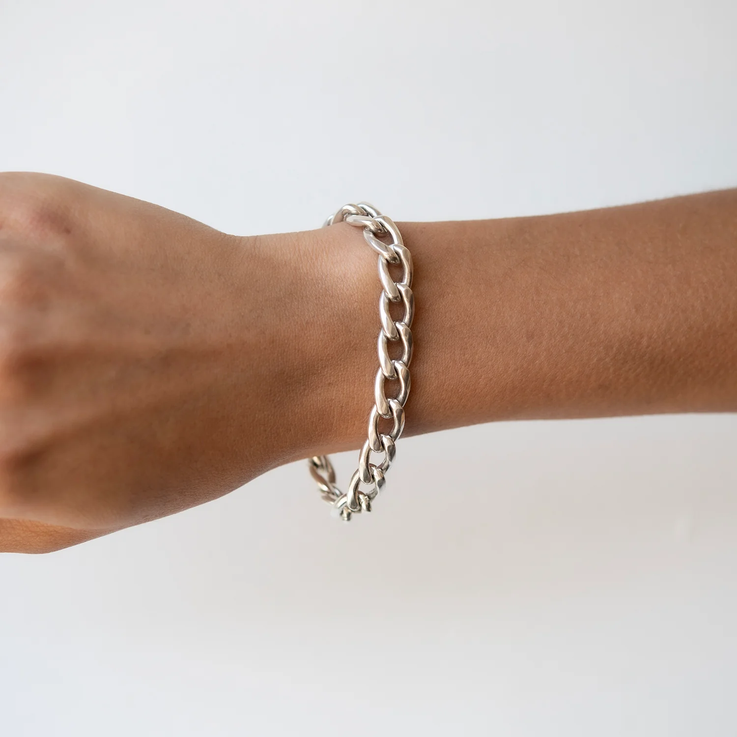 Silver Extra Large Curb Chain Bracelet - Image 2