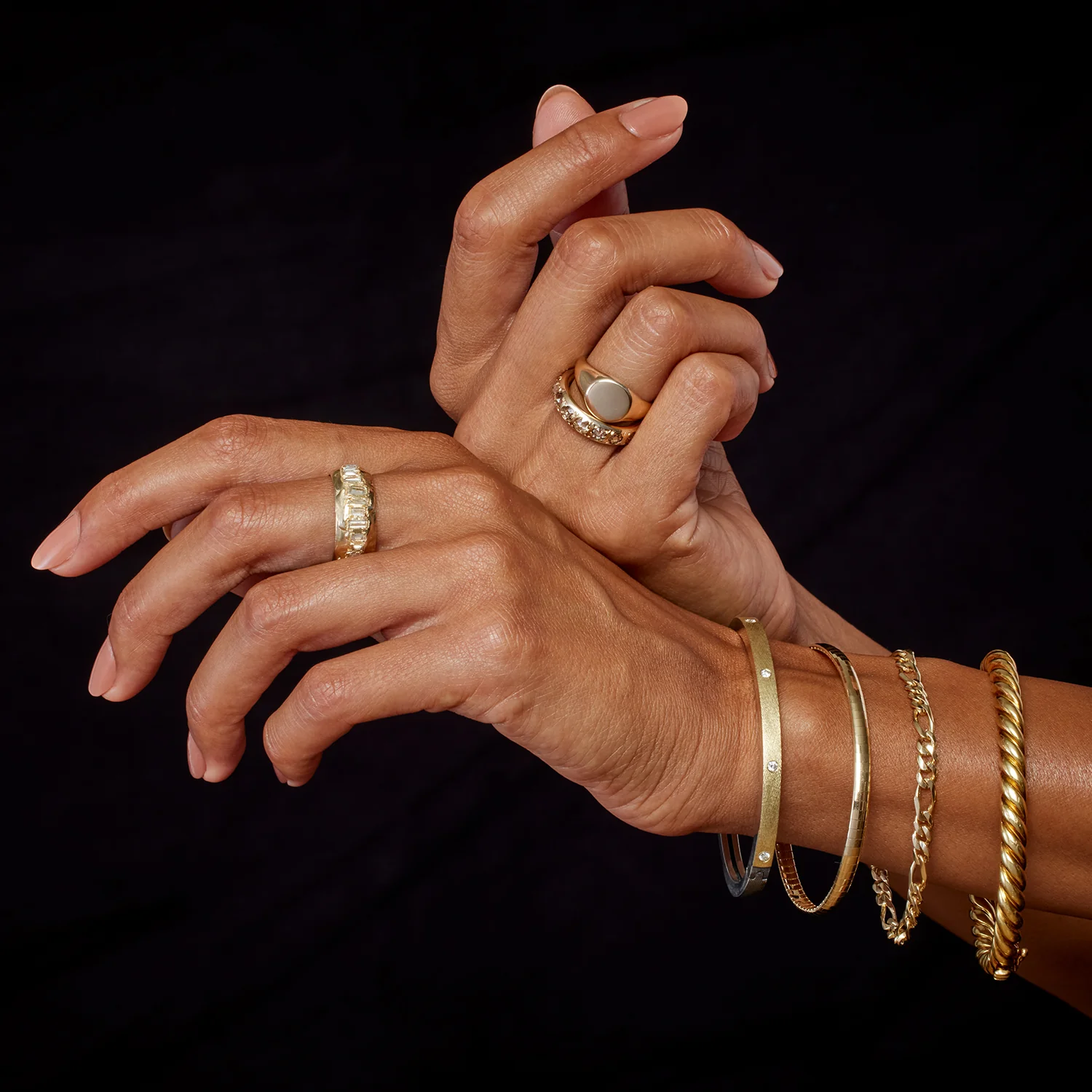 Vintage Gold Twisted Bangle - Image 4