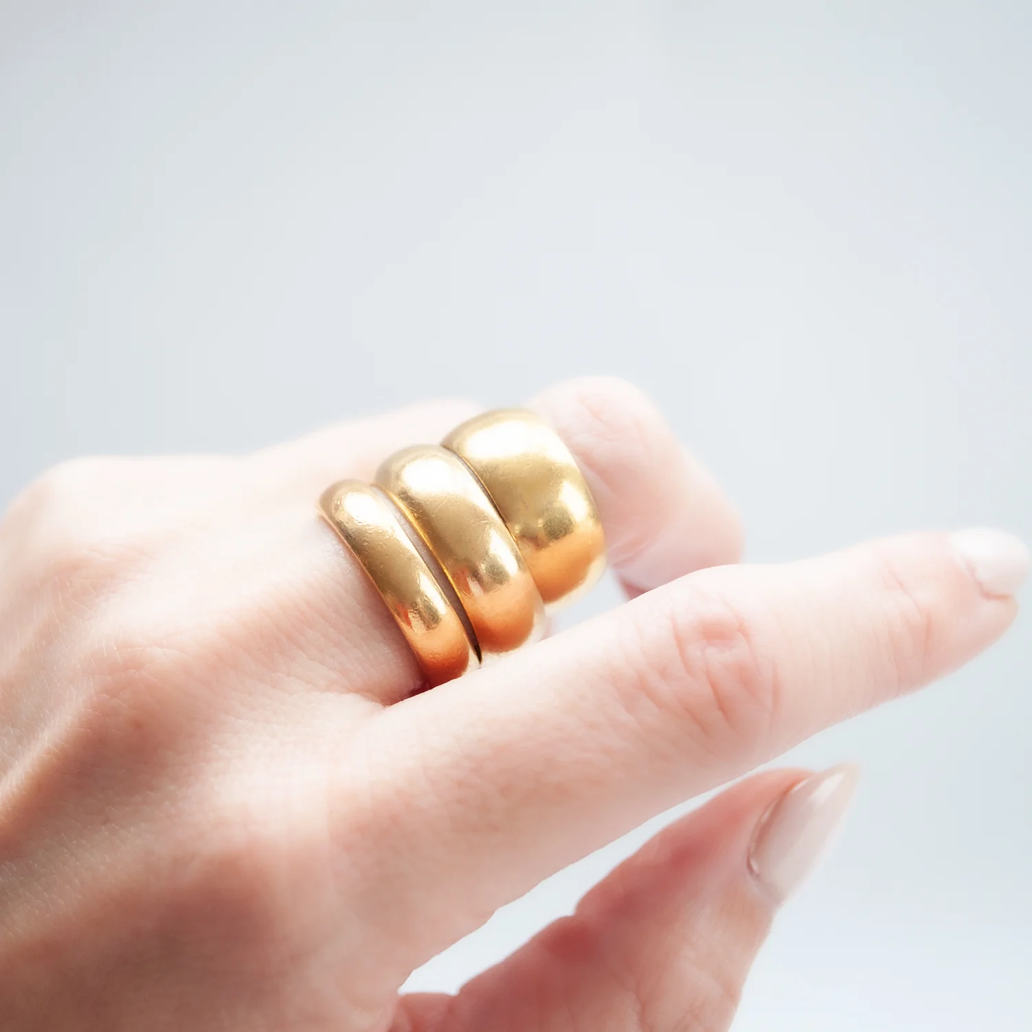 Wide Gold London Band - Image 4