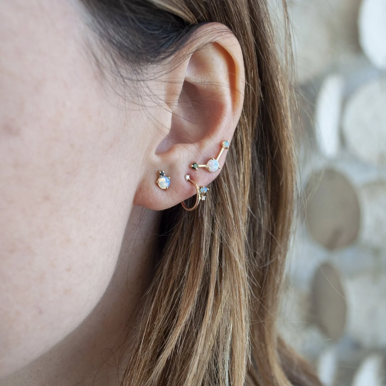Three Step Point Earrings - Image 2